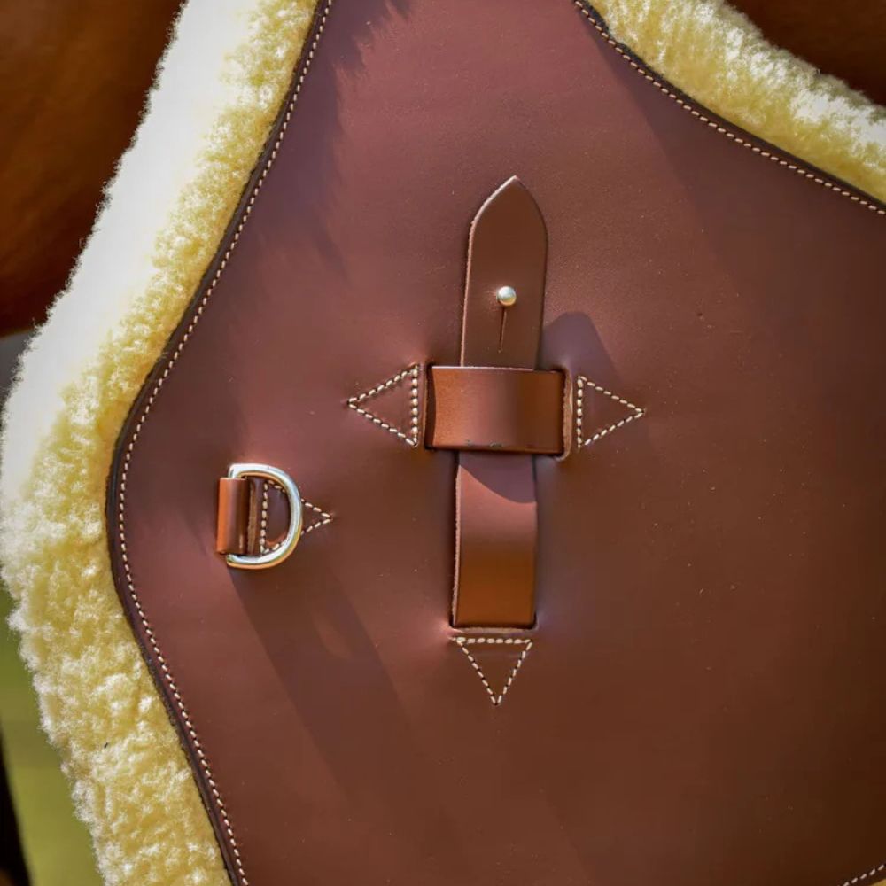 Kentaur Cassis Stud Girth w/Sheepskin Liner - Image 2