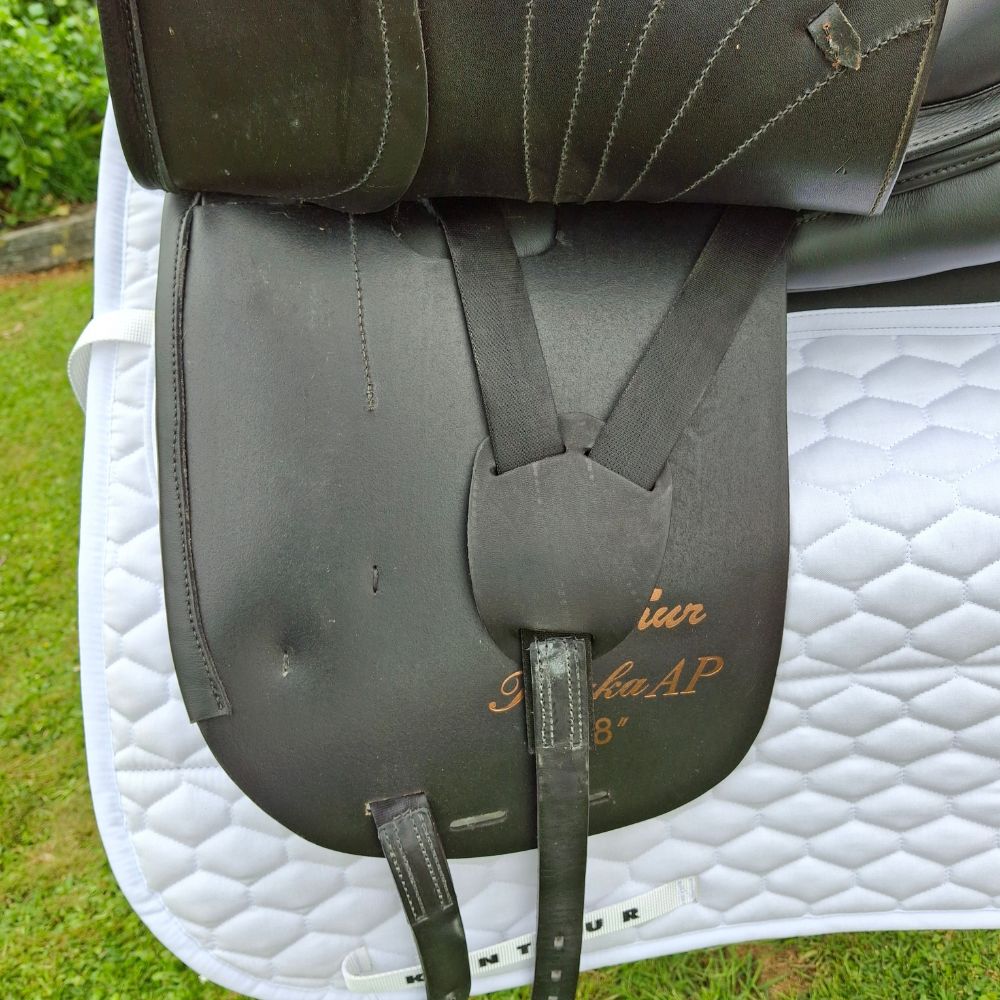 Kentaur Ithaka AP Dressage Saddle (display stock) - Image 8
