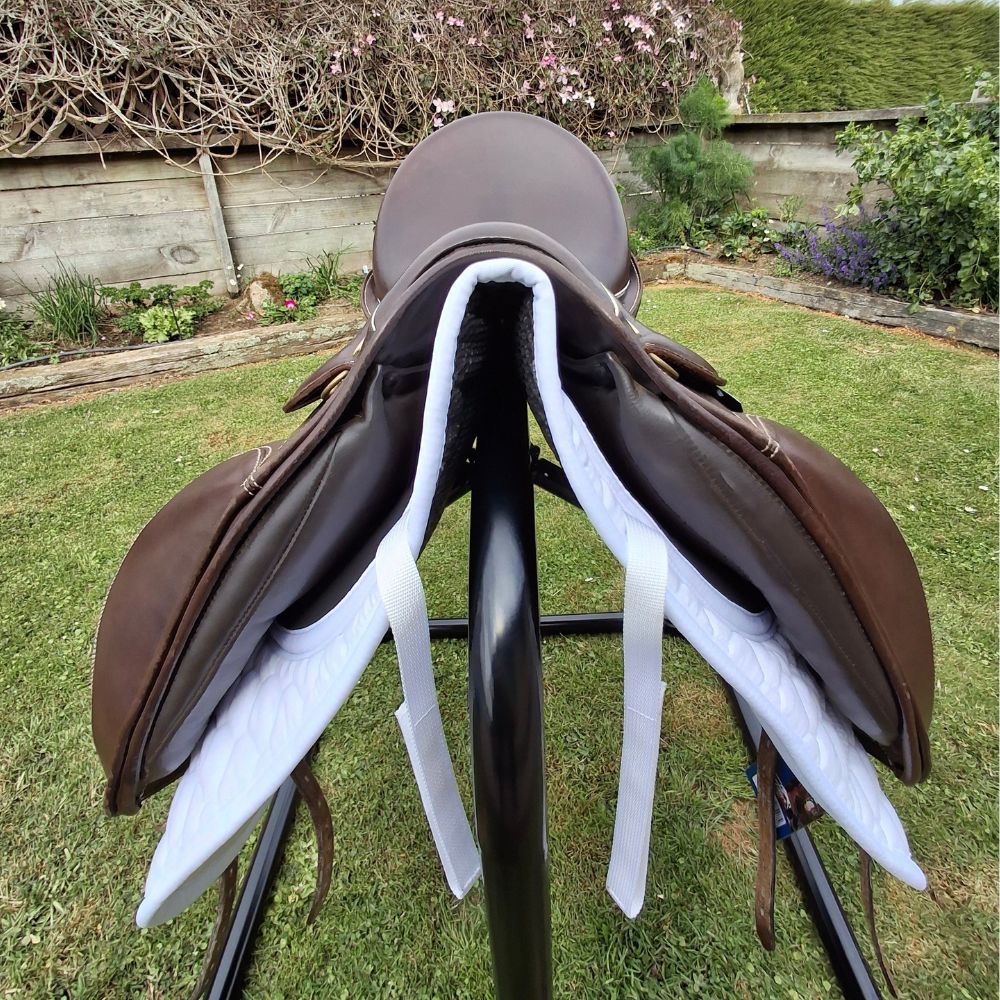 Kentaur Mono Pro Dressage Saddle (ex-demo) - Image 5